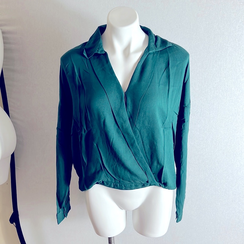 YFB!Young Fabulous and broke women soho top blouse size S dark green  NIP
